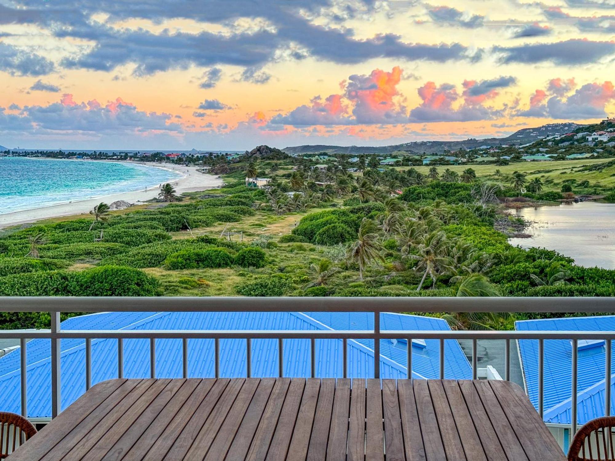Top Floor Unit 520 Ft2 - 48 M2 With Stunning Dominant View On Ocean, St Barth, Orient Bay Cul de Sac Dış mekan fotoğraf