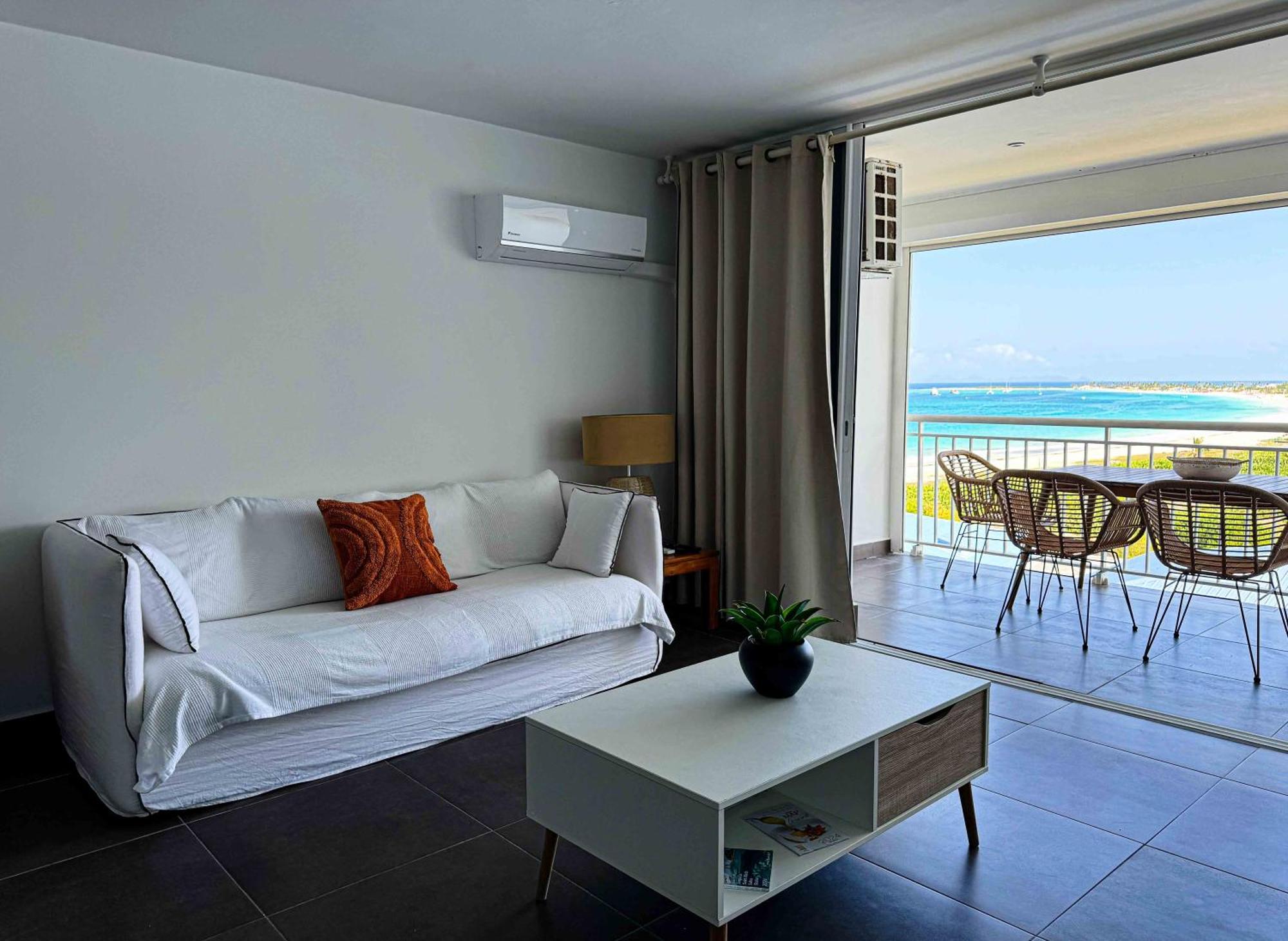 Top Floor Unit 520 Ft2 - 48 M2 With Stunning Dominant View On Ocean, St Barth, Orient Bay Cul de Sac Dış mekan fotoğraf